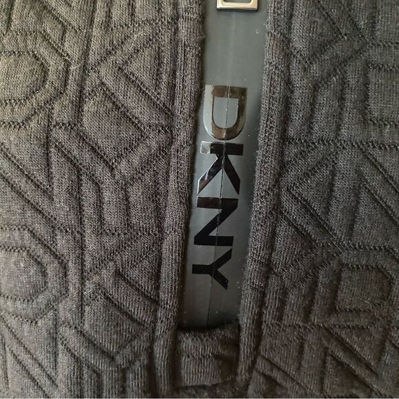 DKNY Black Vintage Hoodie Sweatshirt Size Medium Y2K - Picture 10 of 15